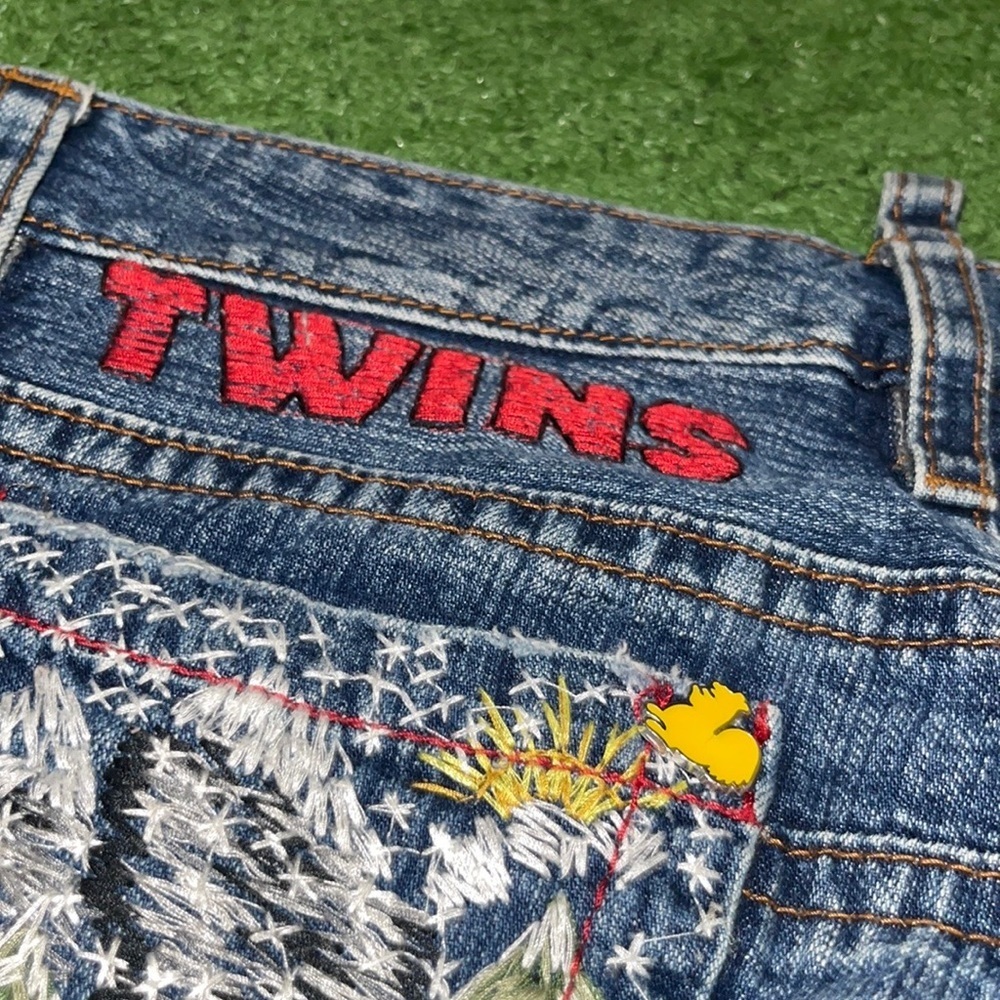 Dsquared2 Rare Italian Straight Fit Low-Rise Twins Jeans — image 6 of 8